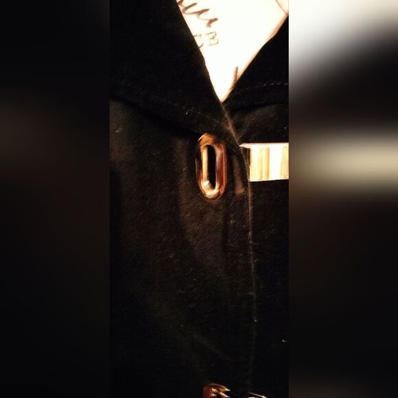 Jones NY Signature Black Velvet Jacket w/Silvertone Clasp Closures. Size… - Picture 5 of 6